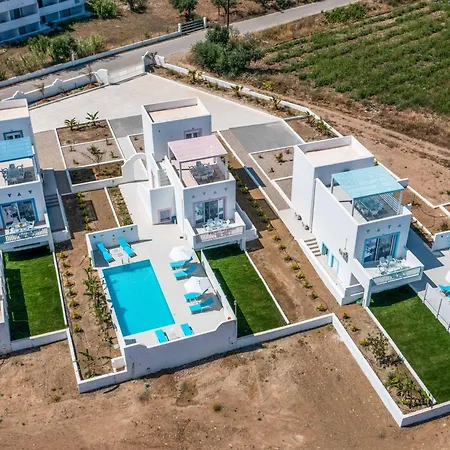 Xenos Rose Villa